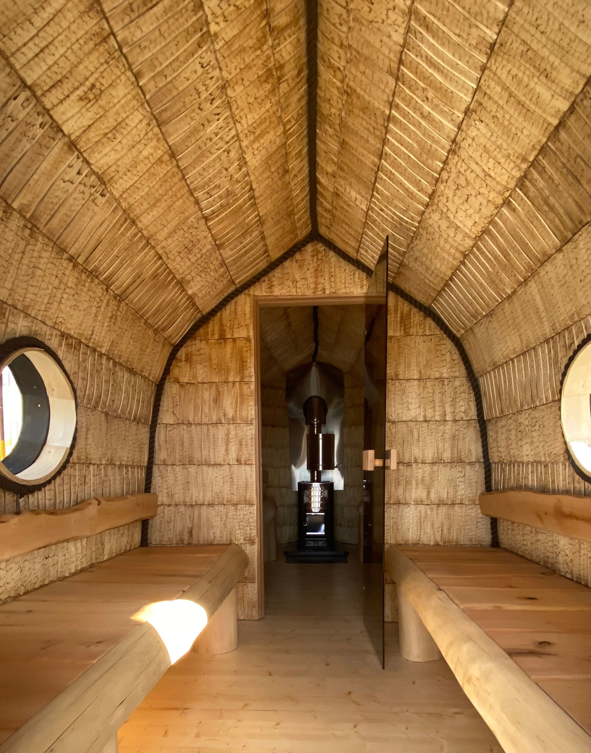 https://boatsauna.com/wp-content/uploads/2020/12/keskmine-saun-seest-scaled.jpg