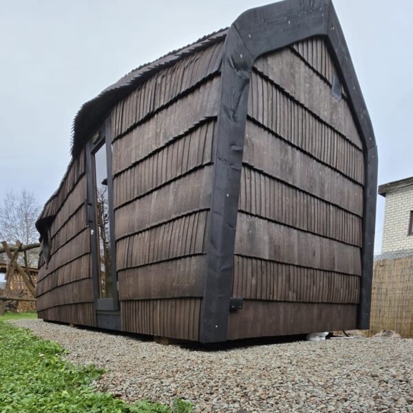 f5e5c4c6-e844-4434-b0fd-0008dc87e34f